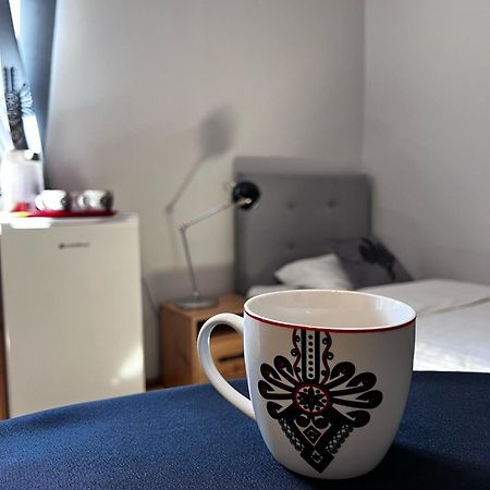 Gosciniec Folkier Hostel Zgierz Kültér fotó