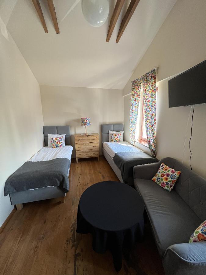 Gosciniec Folkier Hostel Zgierz Kültér fotó